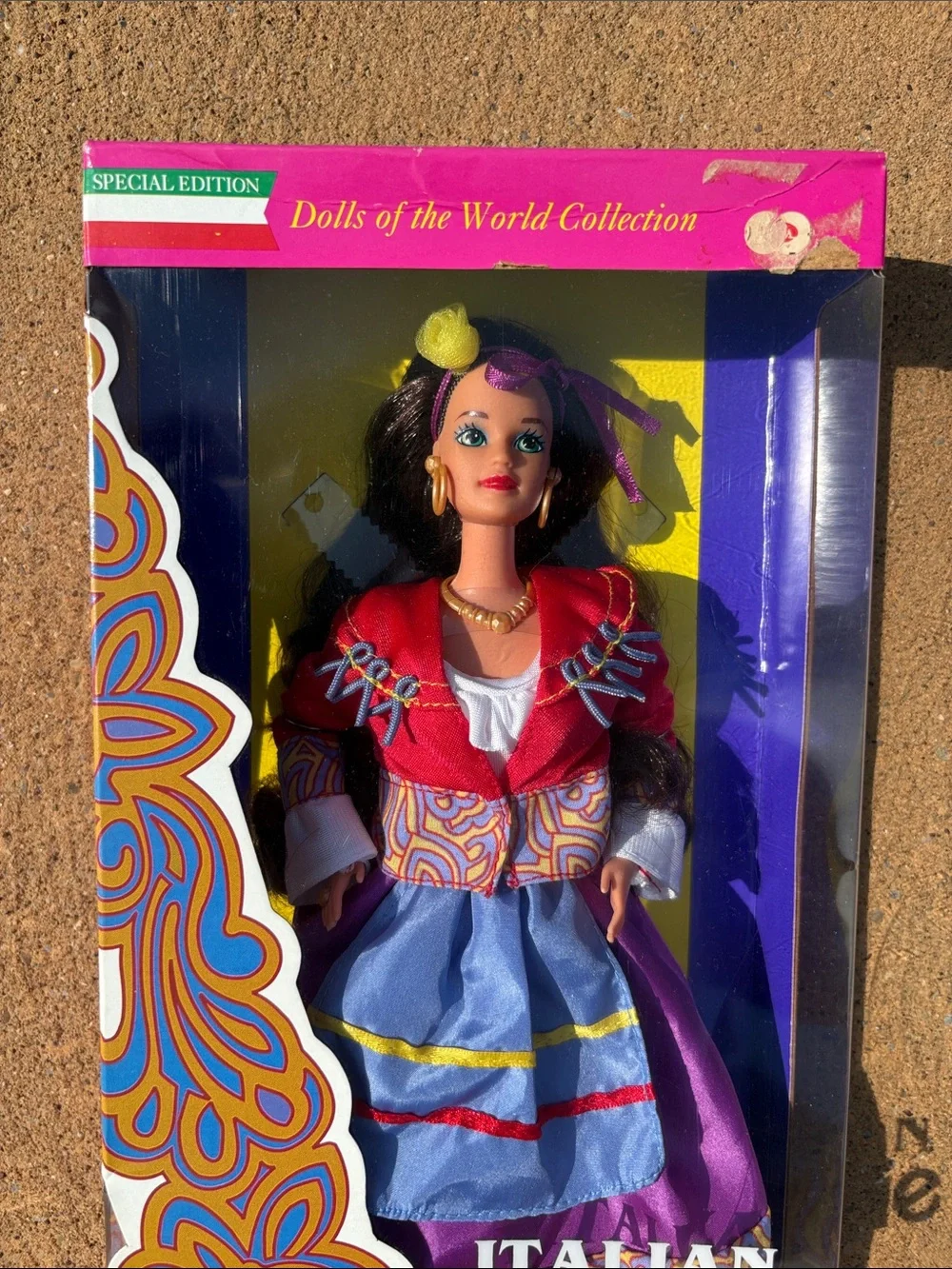 NWT 1993 Italian Barbie Special Edition by Mattel Dolls of the World Collection
